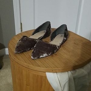 Gray Velvet Pointed Toe Flats - Size 7.5